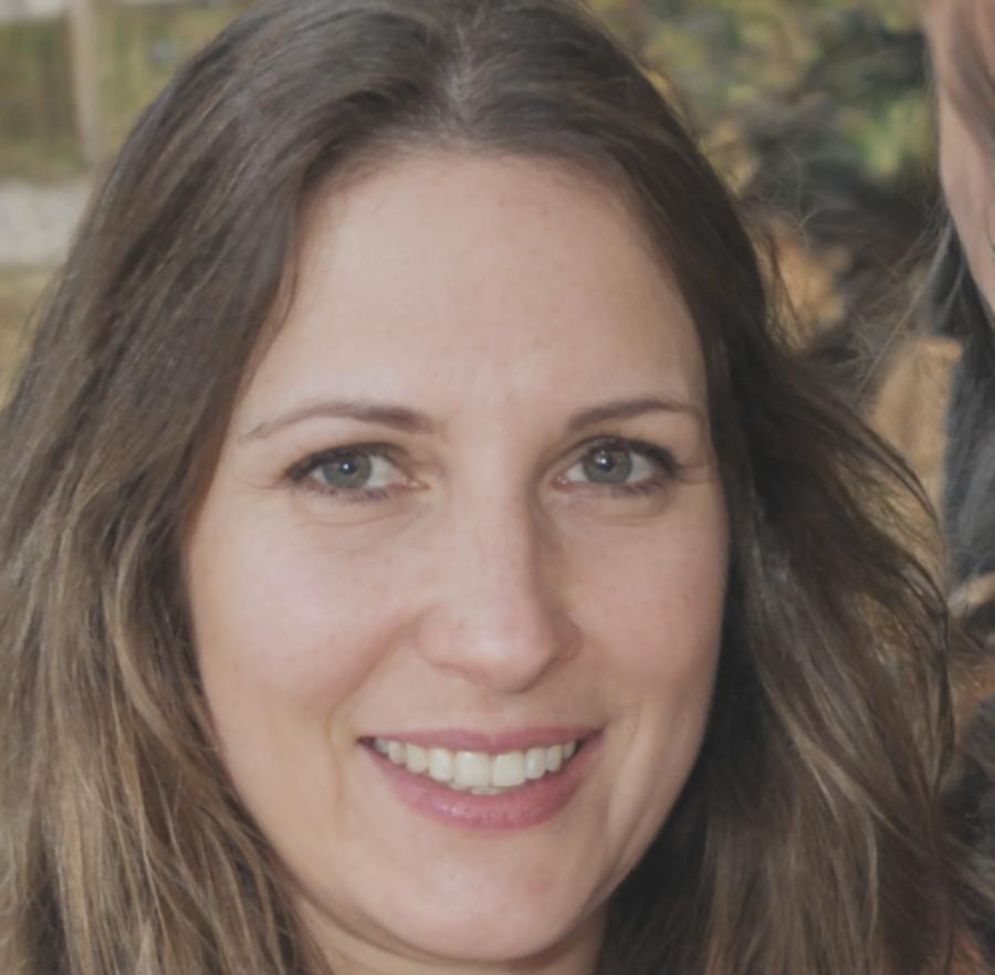 Portraitfoto der Finanzberaterin